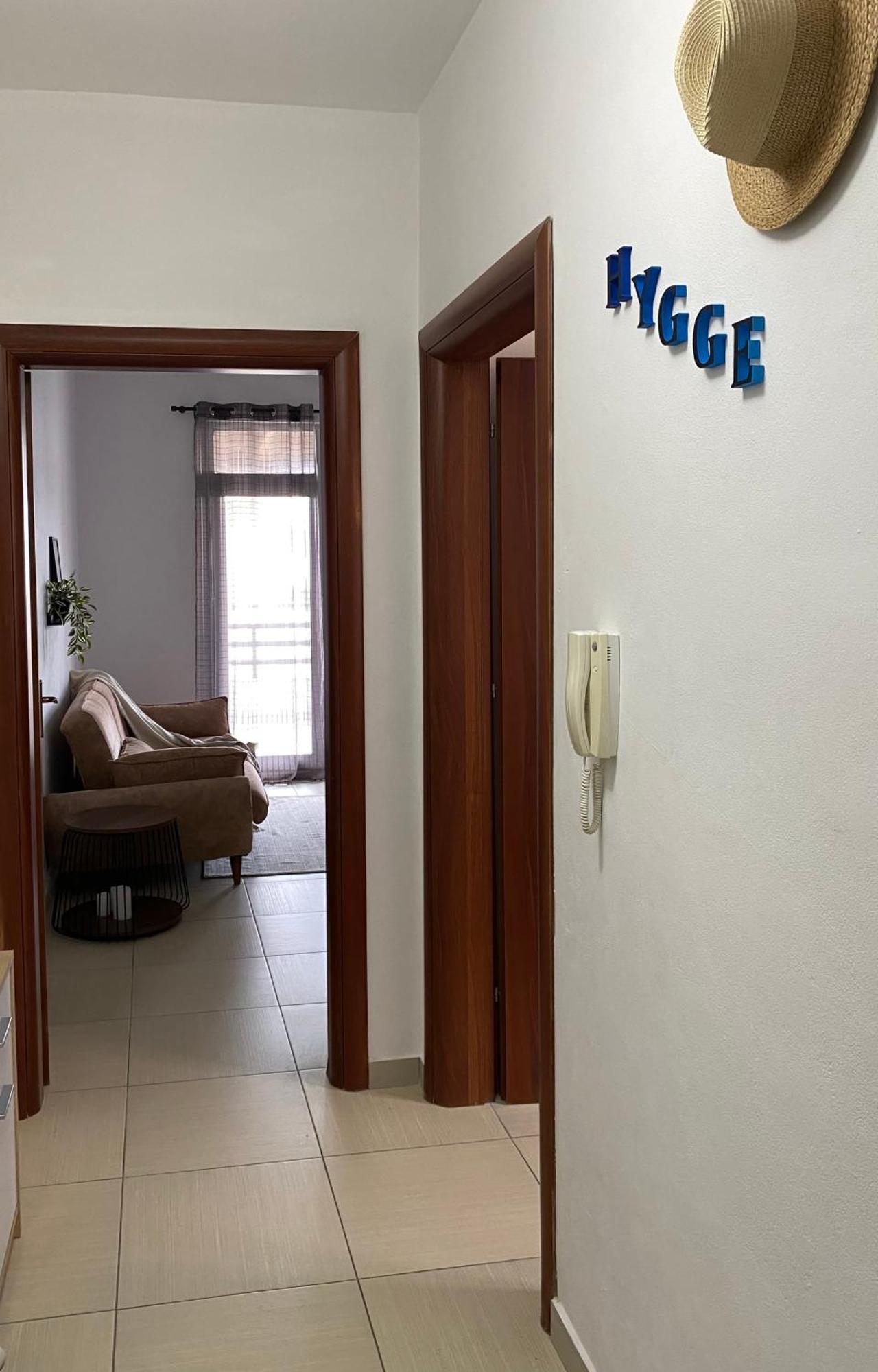 Hygge Apartment Durrës Buitenkant foto